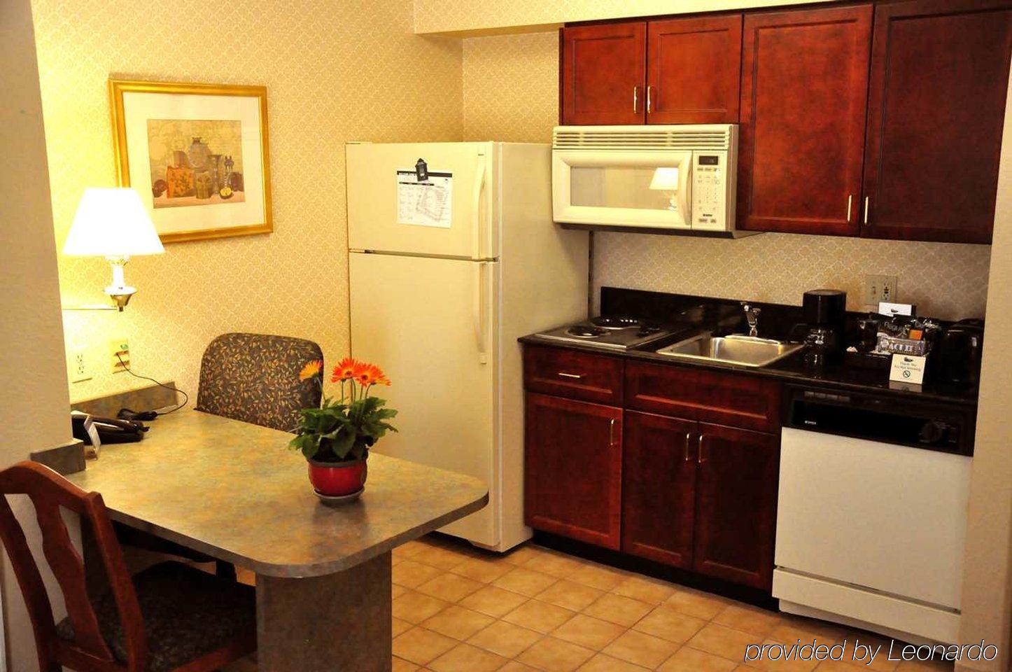 Homewood Suites By Hilton Charlotte Airport Kamer foto